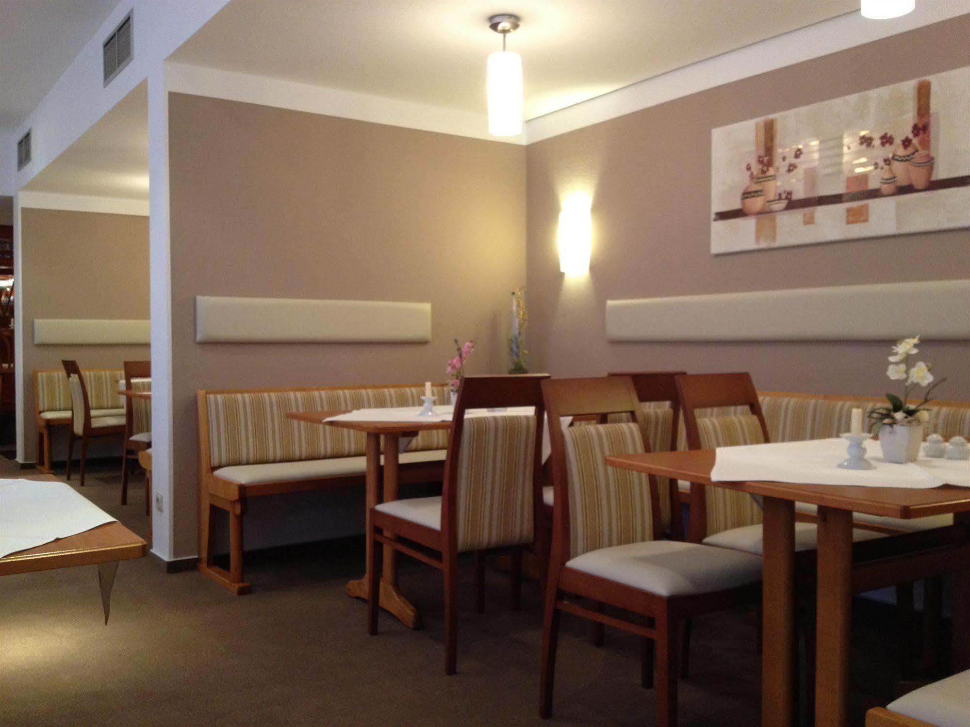 Gut-Hotel Pommernhotel Barth Ngoại thất bức ảnh