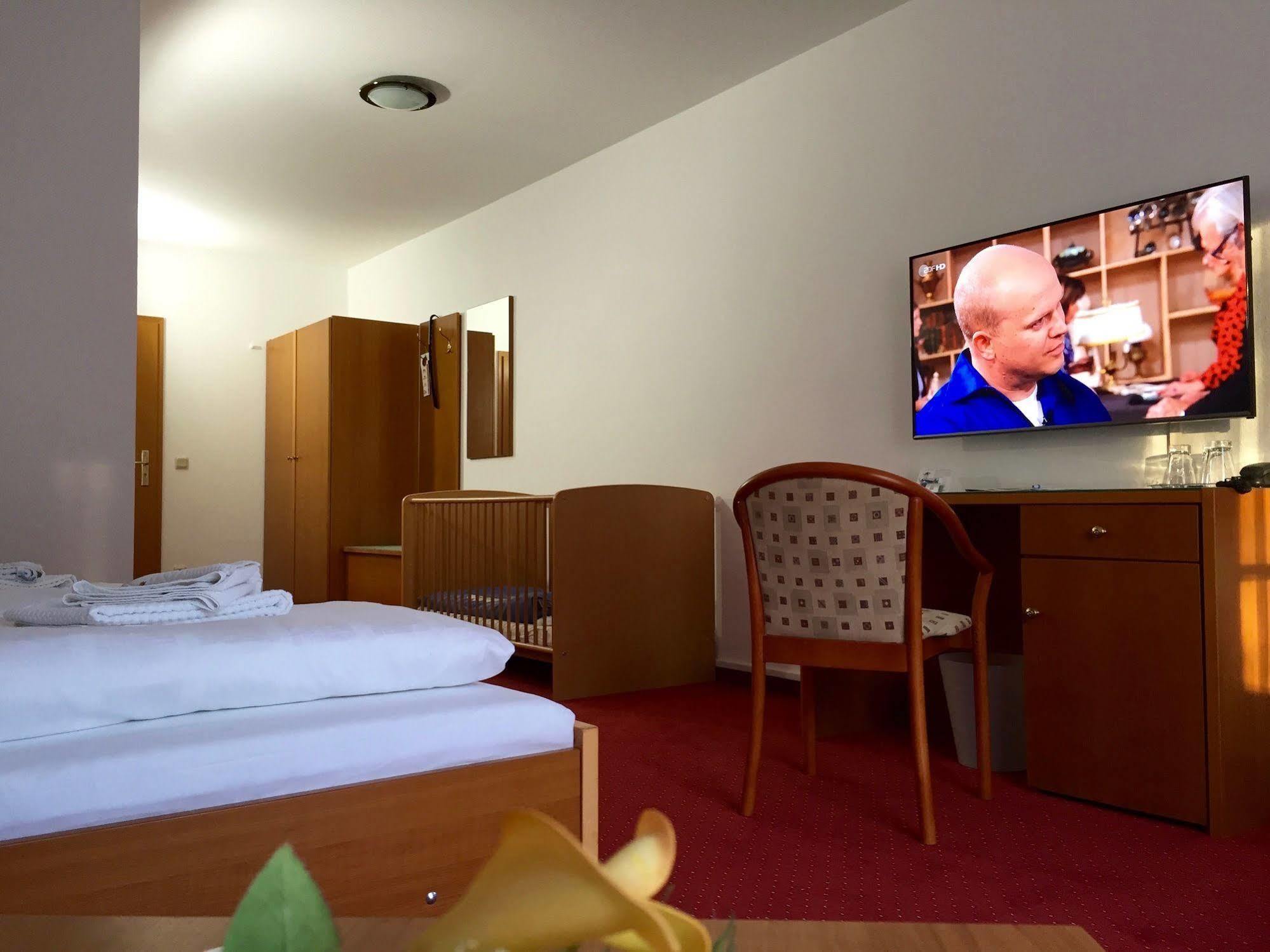 Gut-Hotel Pommernhotel Barth Ngoại thất bức ảnh